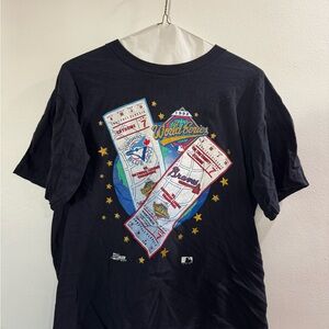 Vintage 1992 World Series Graphic T-Shirt Toronto Blue Jays & Atlanta Braves